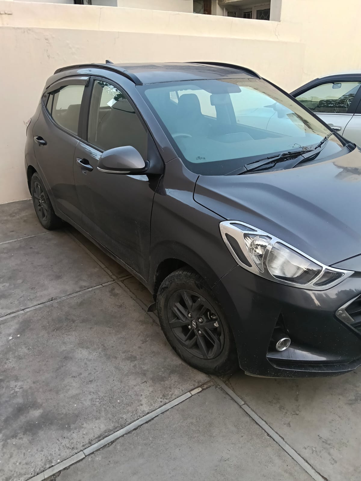 Hyundai i10 Sports image 3